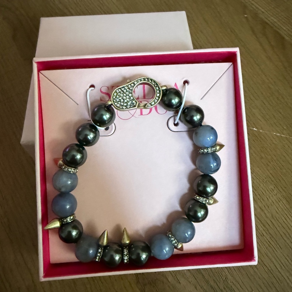 S&D Black and Blue Beaded Bracelet - Picture 2 of 2